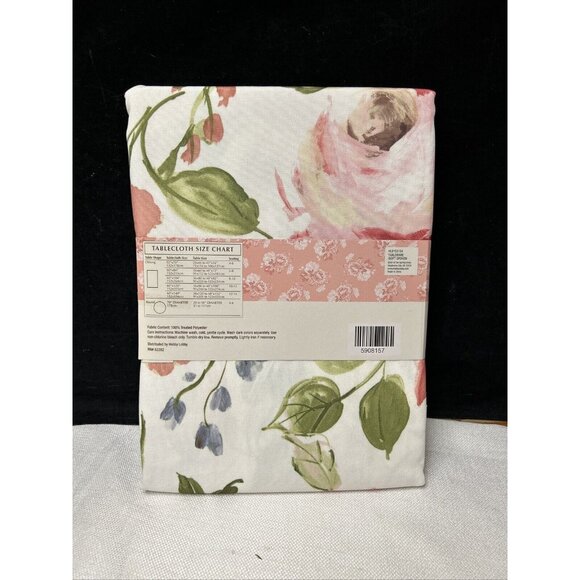 The SPRING Shop SPILLPROOF TABLECLOTH 60" X 84" POLYESTER - Picture 3 of 3